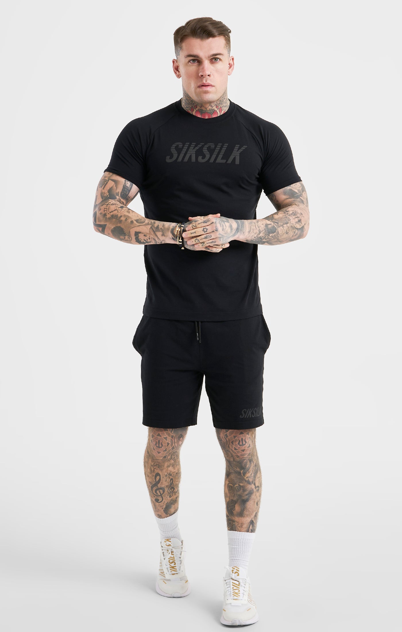 Laad de afbeelding in de Galerij viewer, Black Sports Short Sleeve T-Shirt (2)