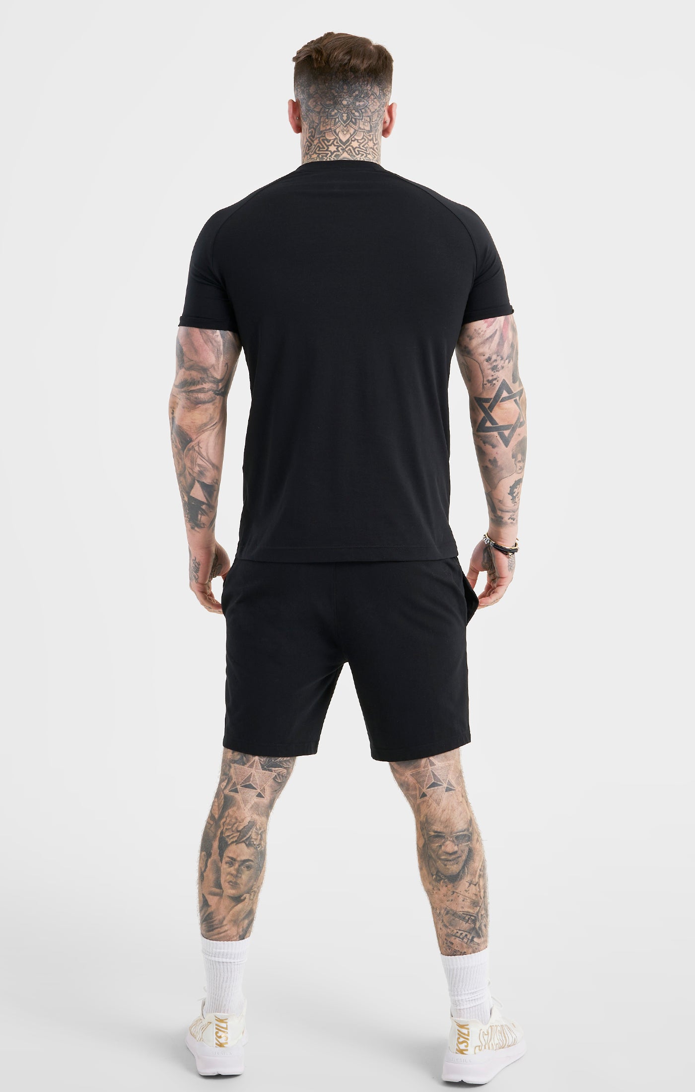 Laad de afbeelding in de Galerij viewer, Black Sports Short Sleeve T-Shirt (4)