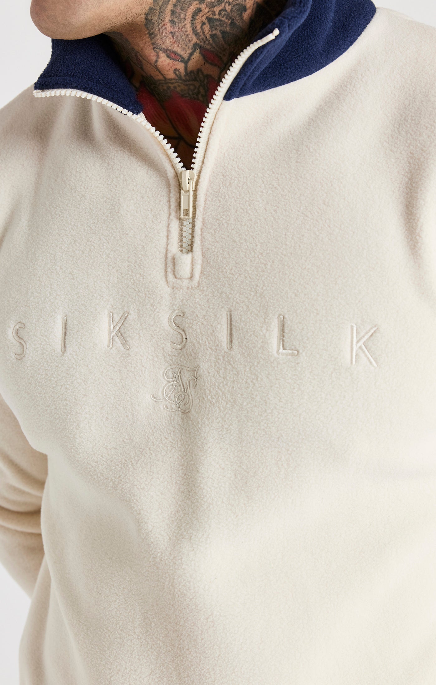 Laad de afbeelding in de Galerij viewer, SikSilk Hybrid Fleece Coltrui - Ecru (1)