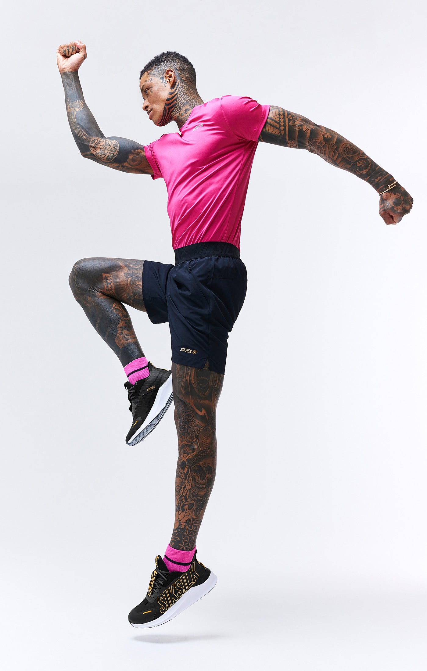 Laad de afbeelding in de Galerij viewer, Pink Sports Poly T-Shirt (6)
