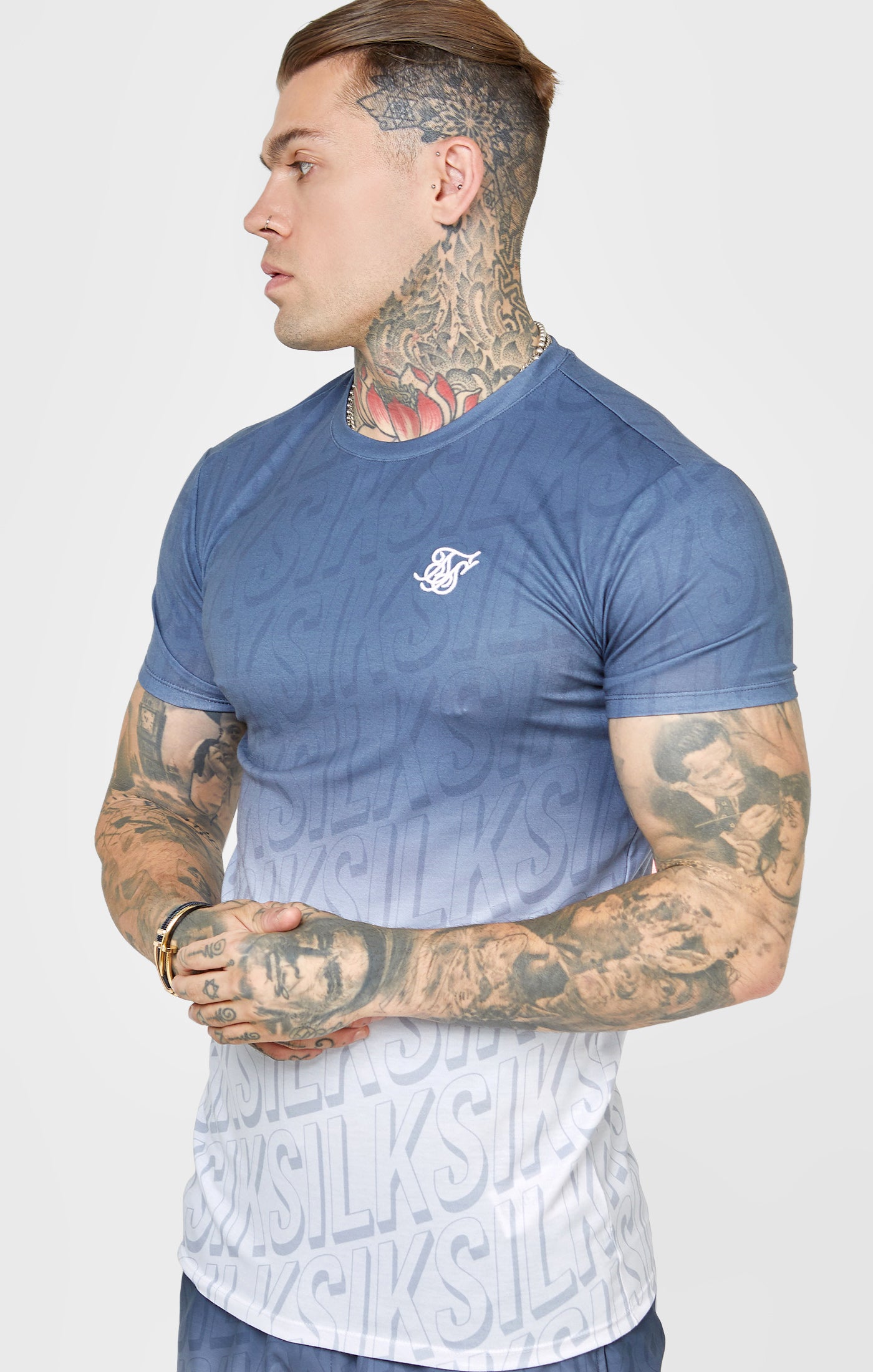 Laad de afbeelding in de Galerij viewer, Navy Fade Muscle Fit T-Shirt