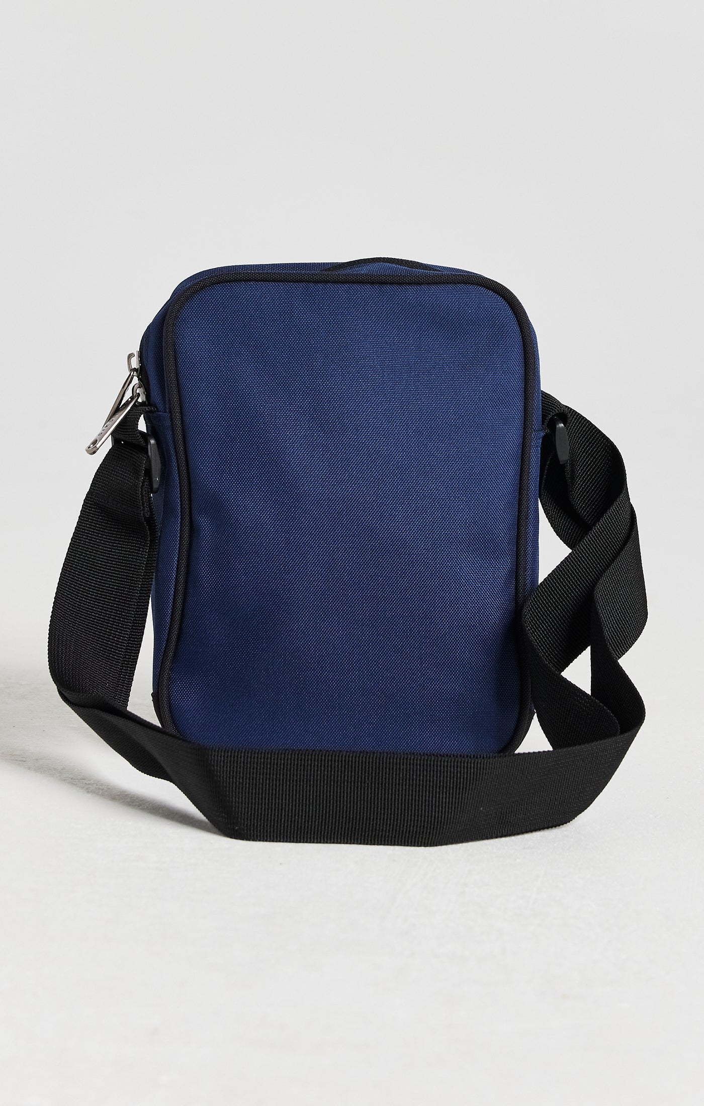 Laad de afbeelding in de Galerij viewer, Essentials - Marineblauwe crossbody tas (3)