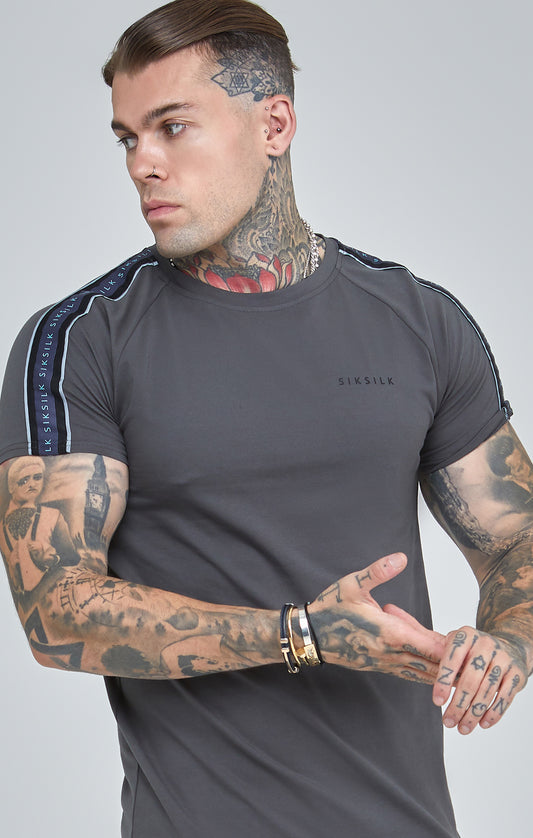 Donkergrijs T-Shirt met nauwsluitende pasvorm (muscle fit) en raglan-mouwen met banddetails