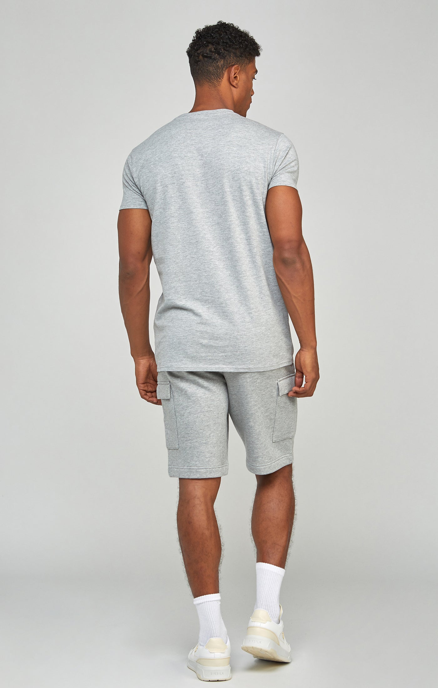 Laad de afbeelding in de Galerij viewer, Grey Marl Essential Cargo Fleece Shorts (4)