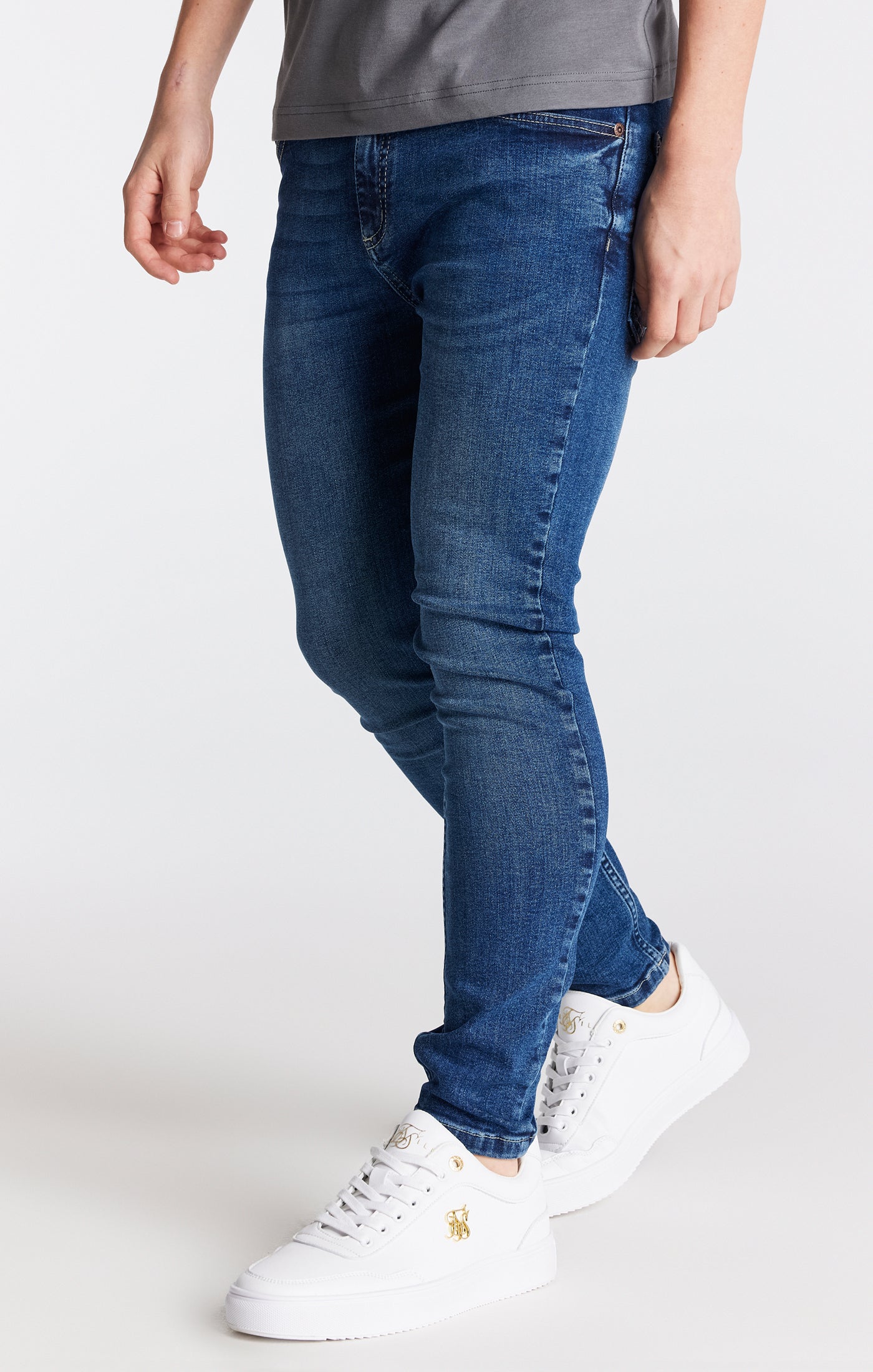Laad de afbeelding in de Galerij viewer, Essentials voor jongens - Skinny jeans in de kleur Midstone