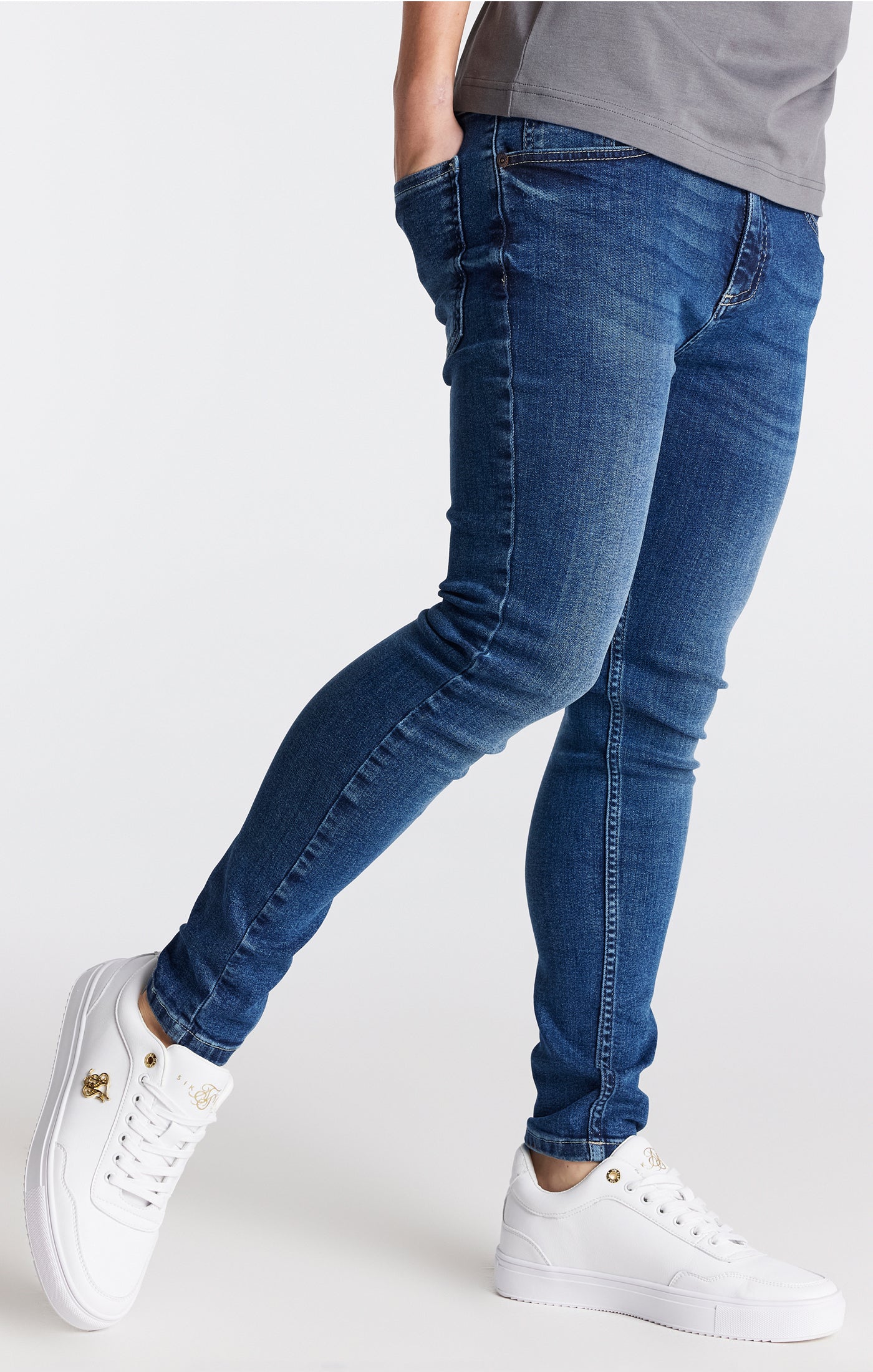 Laad de afbeelding in de Galerij viewer, Essentials voor jongens - Skinny jeans in de kleur Midstone (1)