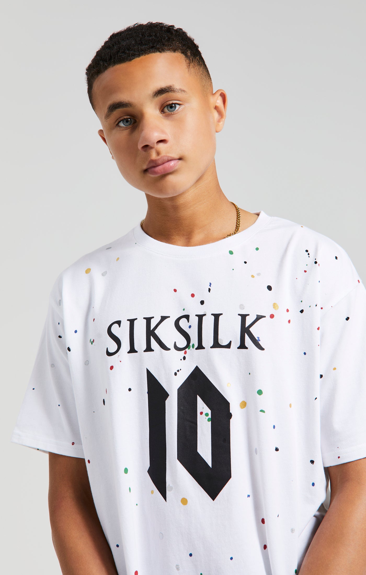 Laad de afbeelding in de Galerij viewer, Messi x SikSilk - Wit T-shirt met verfspatten (1)