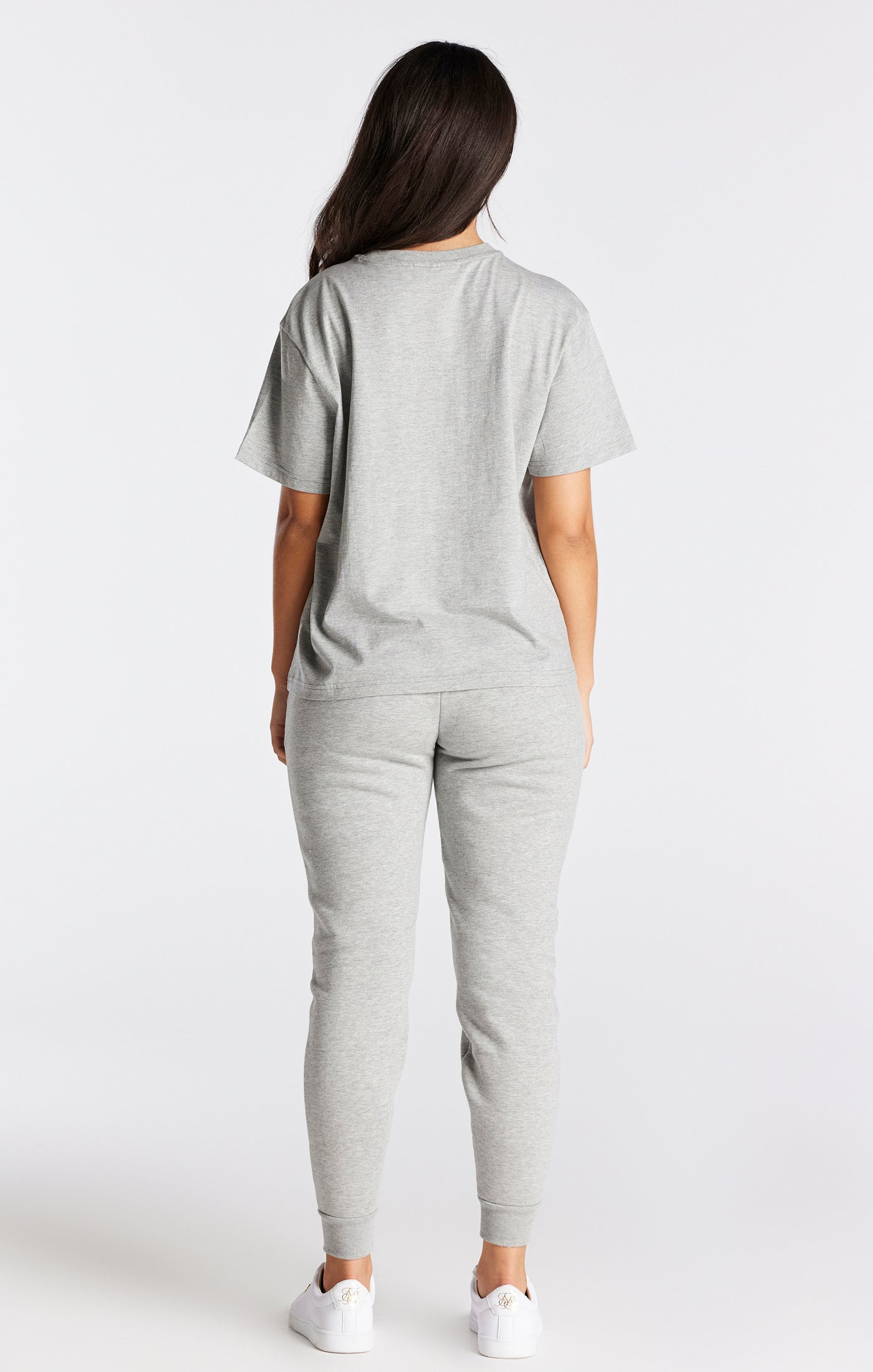 Laad de afbeelding in de Galerij viewer, Essentials - Boyfriend fit T-shirt in de kleur ‘grijs Marl’ (4)