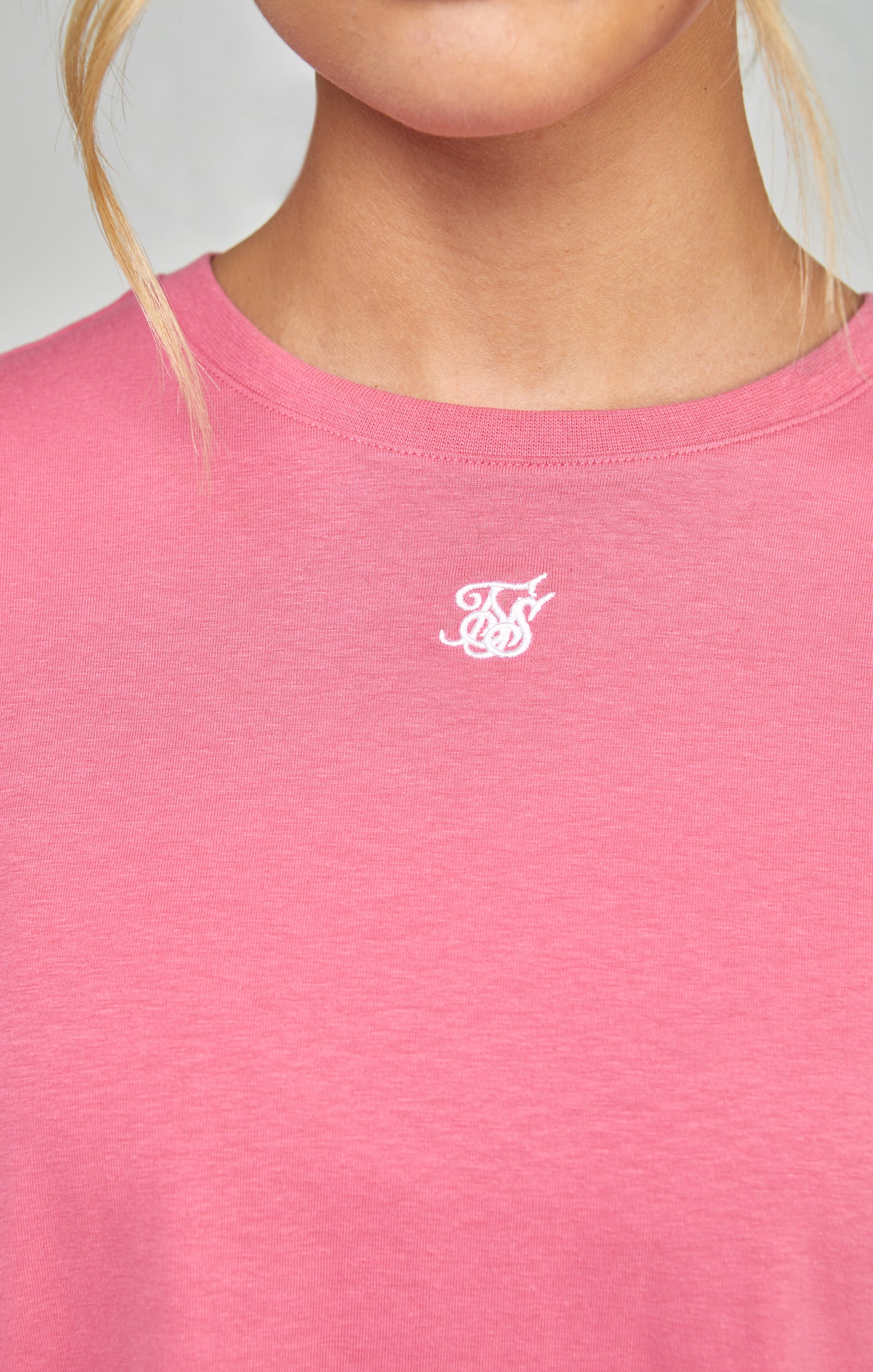 Laad de afbeelding in de Galerij viewer, Essentials - Roze Boyfriend fit T-shirt (2)